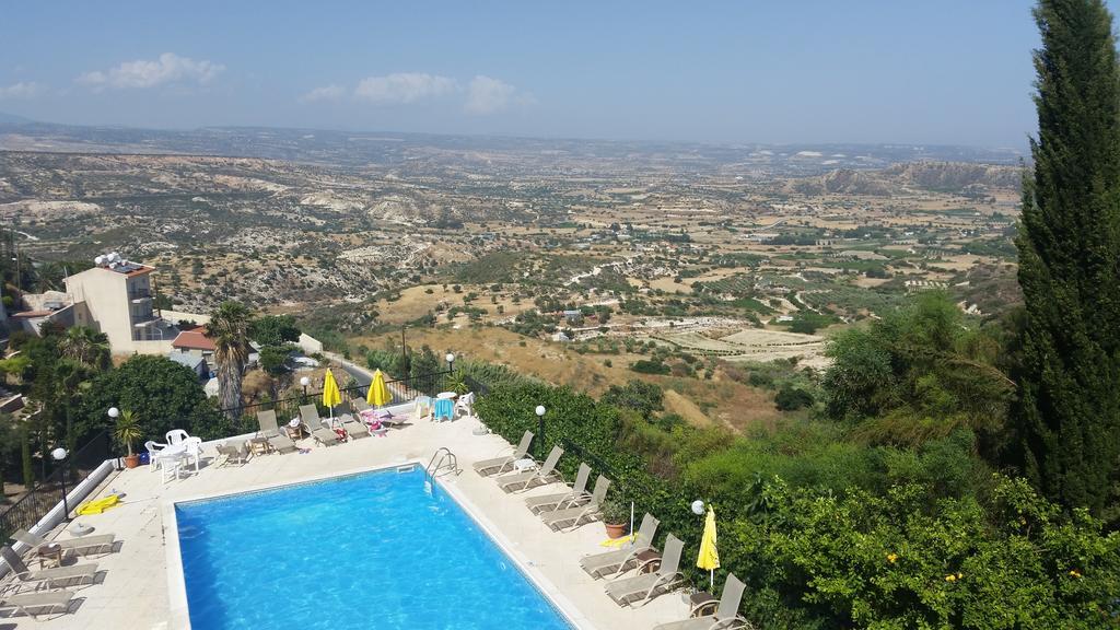 Pissouriana Hotel Apartments מראה חיצוני תמונה